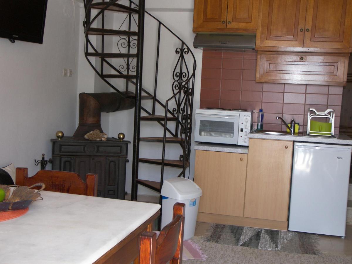 Hiona Cottage Палекастрон Экстерьер фото